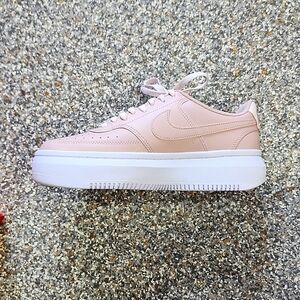Nike Court Vision Alta platform- pink oxford